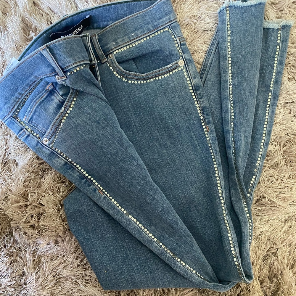High Rise Jeans w Rhinestones - Picture 4 of 6